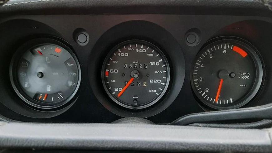Интересные машины на Kolesa.kz: от агрессивного Lexus LX до Porsche 924