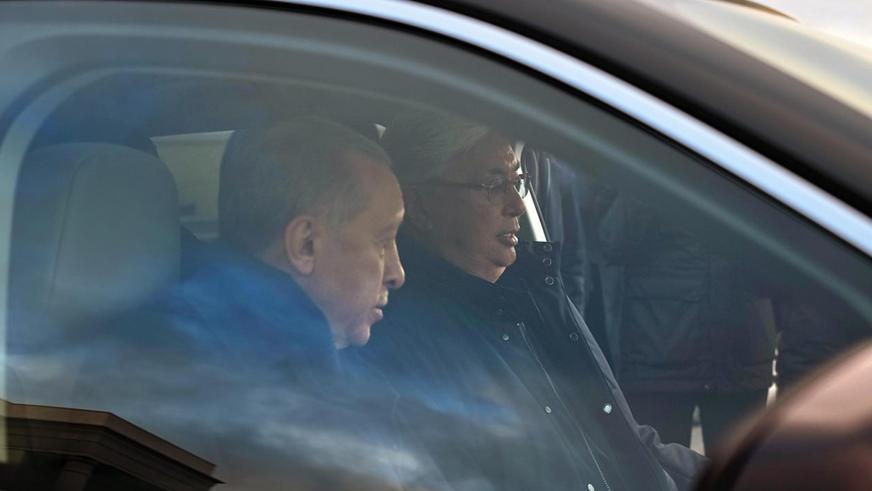 В гараже Касым-Жомарта Токаева появился турецкий кроссовер Togg