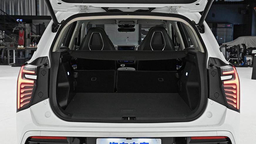 В&nbsp;Китае открылся приём заказов на&nbsp;самый доступный Hongqi