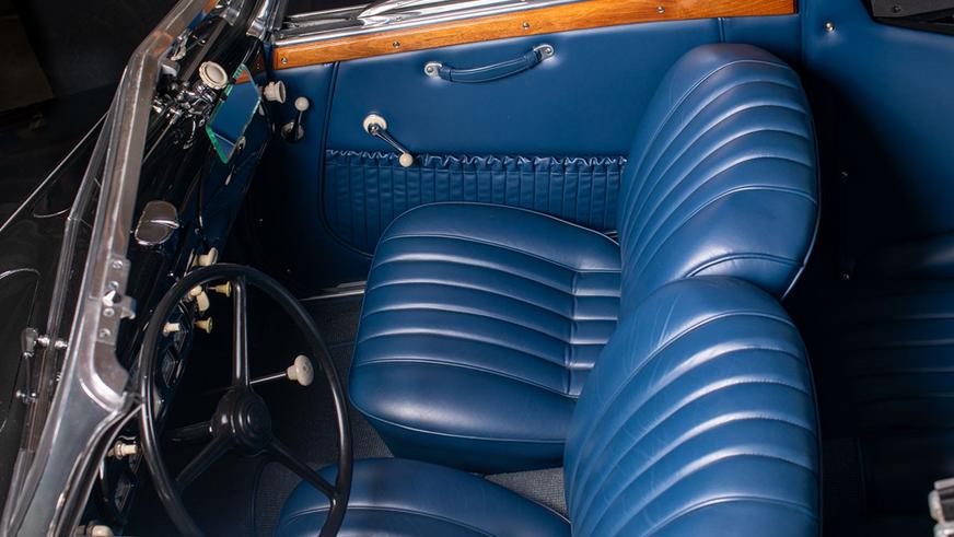 Довоенный BMW 327 выставили на торги в США