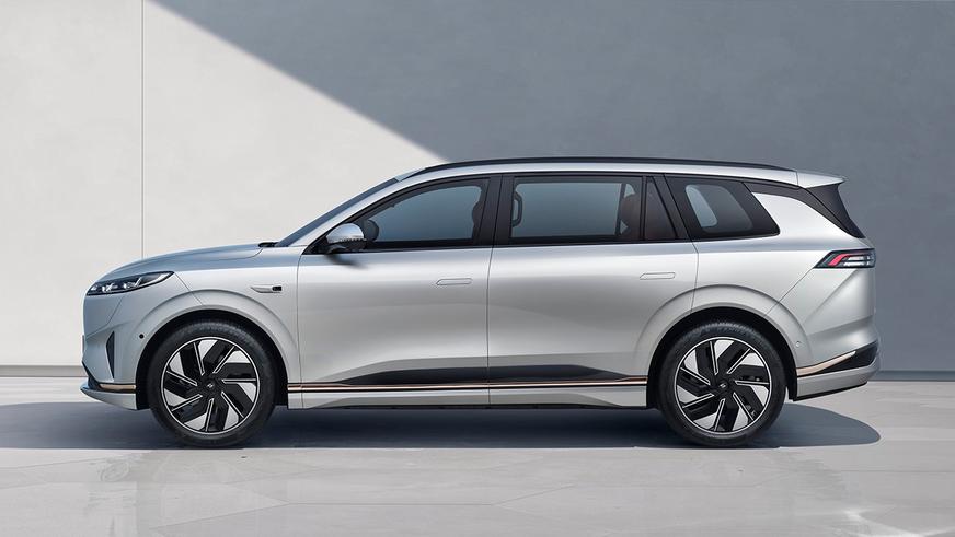 Dongfeng Yipai 008