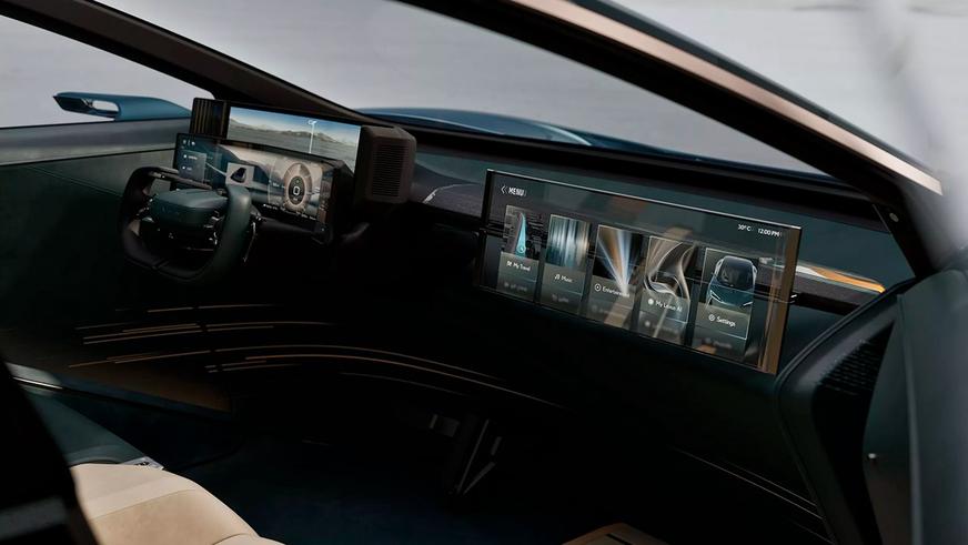 Lexus LS стал роскошным вэном с шестью колёсами