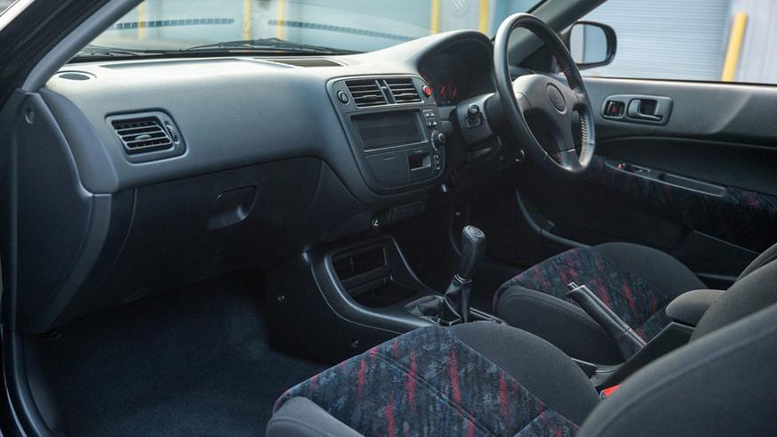В США нашли новый Honda Civic SiR 1996 года выпуска