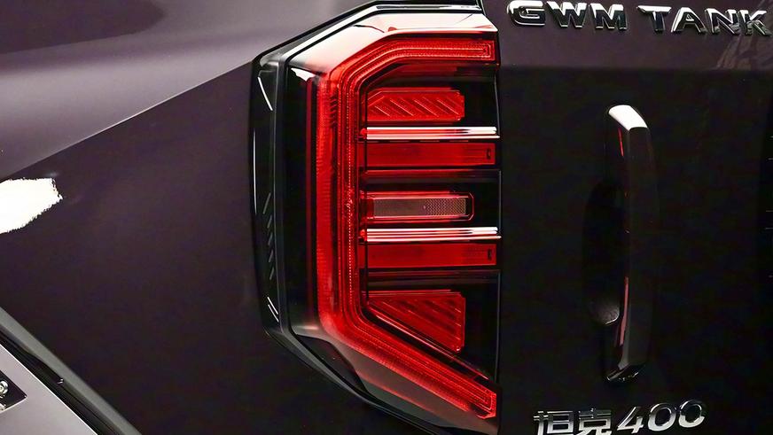 В КНР назвали цену сверхмощного гибридного Tank 400