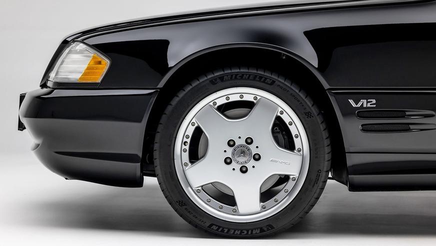 Практически новый Mercedes-Benz SL600 (R129) обнаружен в США