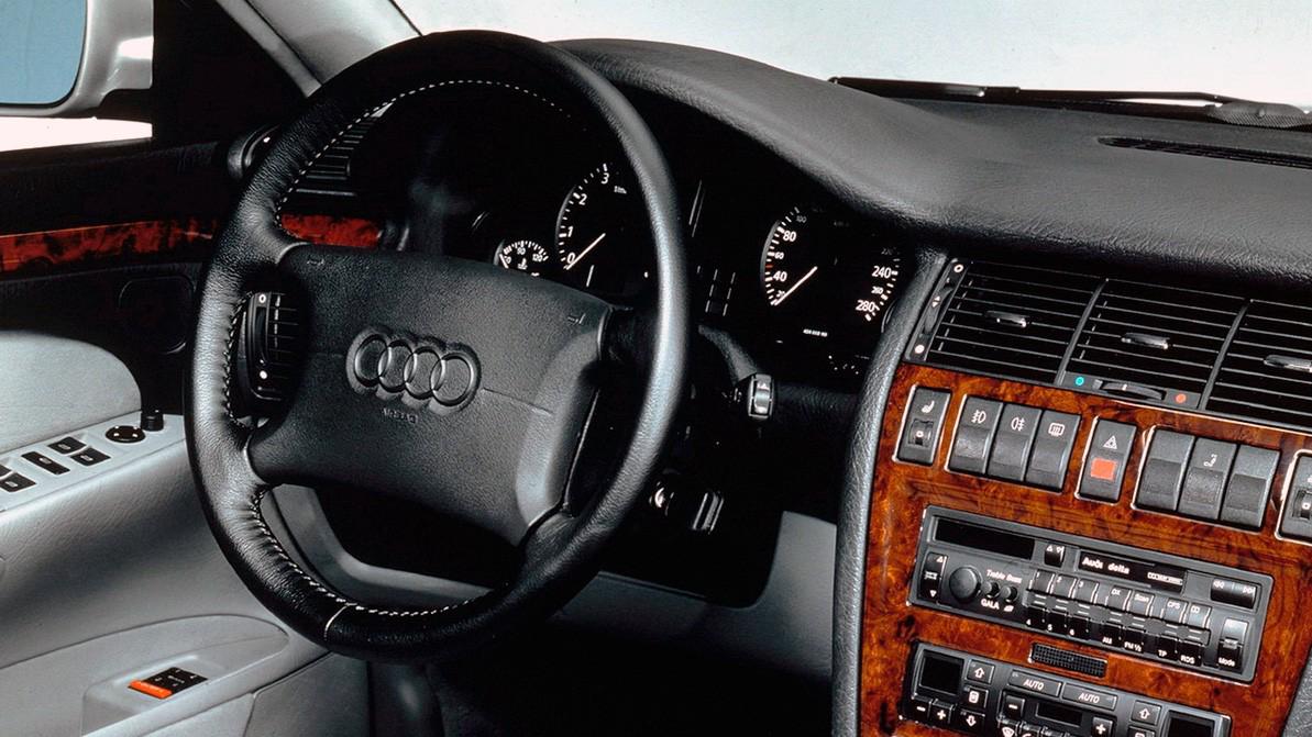 Audi отзывает машины из 1990-х в США