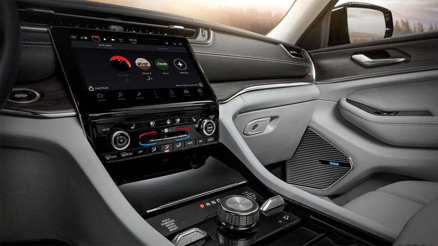 Новый Jeep Grand Cherokee: длинный и большой