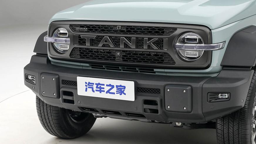 Удлинённый Tank 300L в Китае оценили в 18 млн тенге