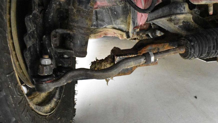 Потрёпанное, но не утратившее мужественности, купе BMW E36 в продаже