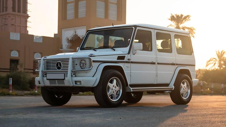 С молотка пустят редчайший G-Class – это G63 с V12