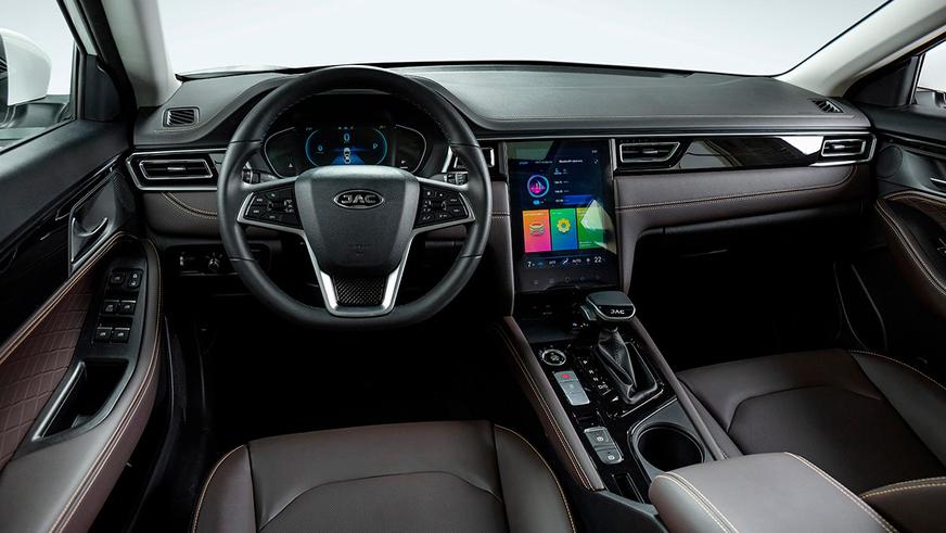 Авто до 8 млн тенге: что продают в автосалонах Казахстана?