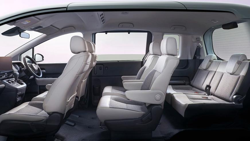 Компакт-вэн Honda Freed сменил поколение. Первые фото