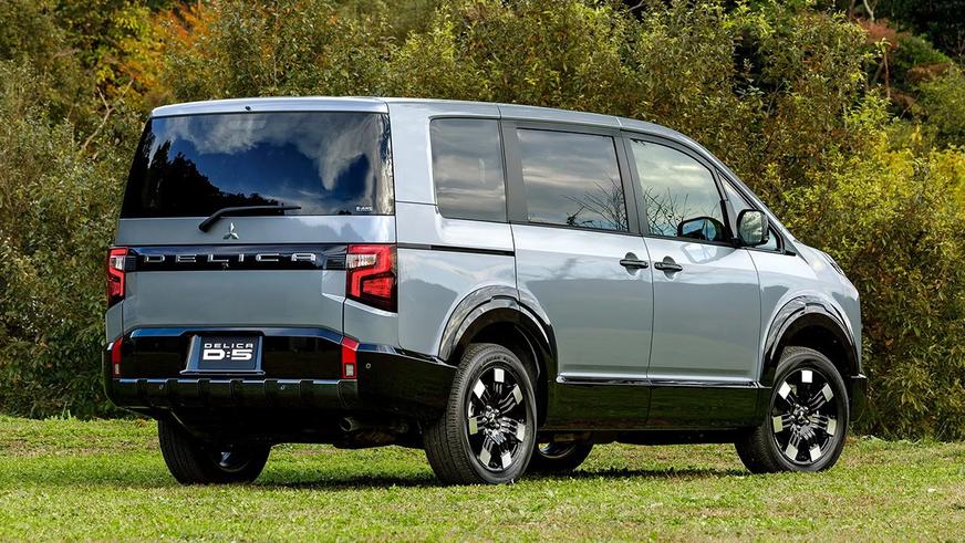 Delica D:5 снова обновили. Модели уже почти 20 лет