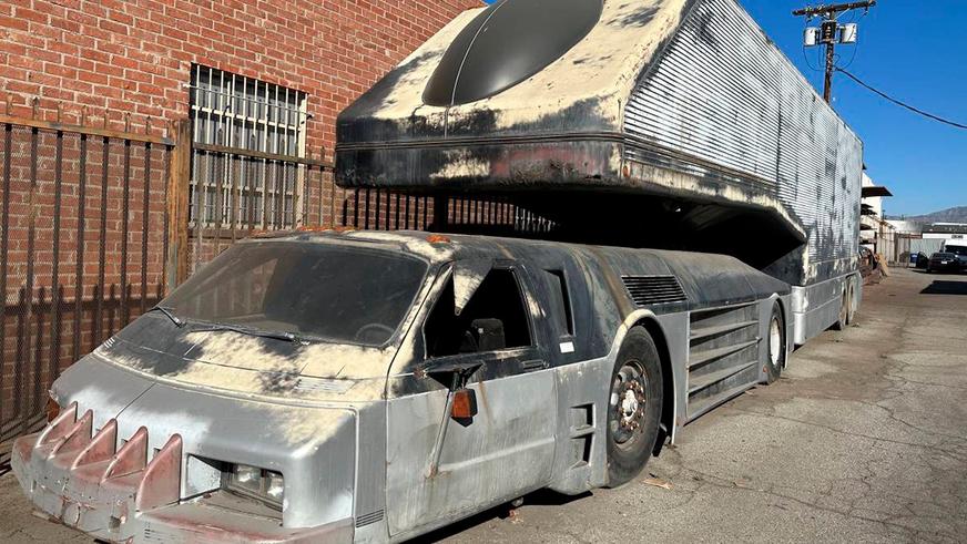 На продажу выставлен один из самых странных грузовиков в мире