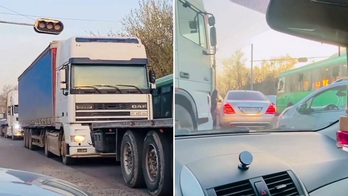 Неработающий светофор месяц парализует дорогу в Боралдай