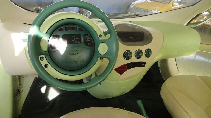 АВТОВАЗ отреставрировал один из&nbsp;самых необычных концептов&nbsp;&mdash; Lada Rapan