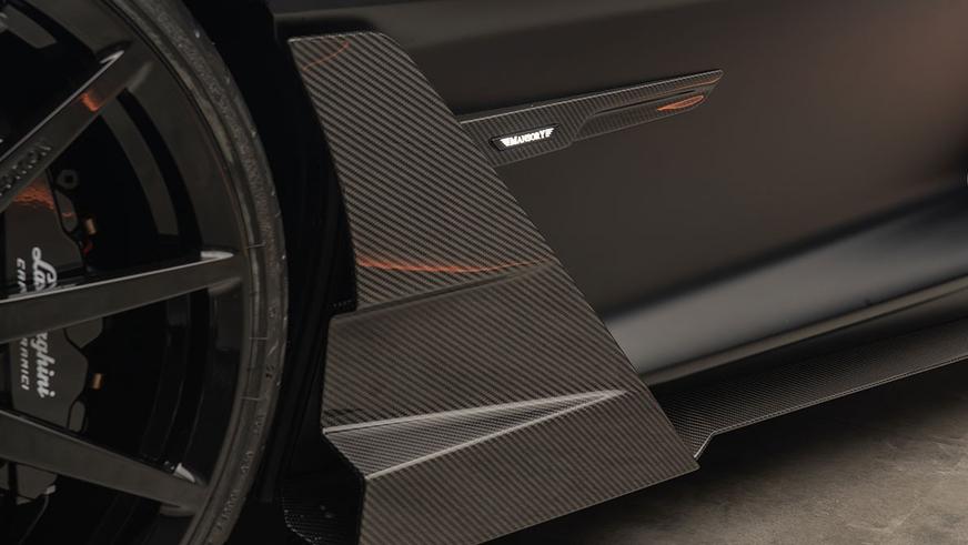 Плюс 55 сил и много карбона. В Mansory доработали Lamborghini Revuelto