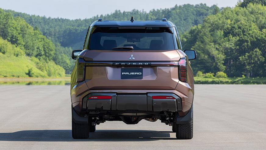 Новый Pajero уже отбивает клиентов у LC Prado