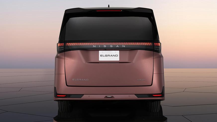 Представлен новый минивэн Nissan Elgrand