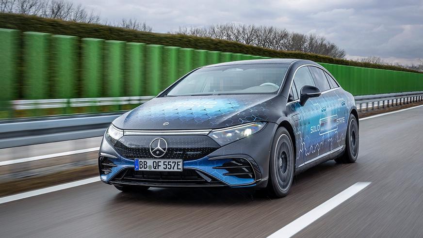 Mercedes-Benz C-класқа V8-ді қайтарады
