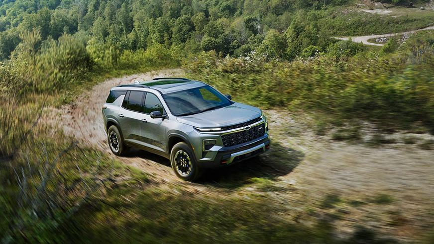 Новый Chevrolet Traverse сменил V6 на турбомотор 2.5