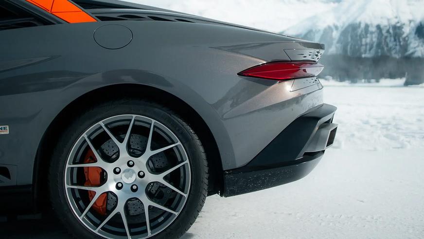 С молотка уйдёт один из самых странных суперкаров Bertone