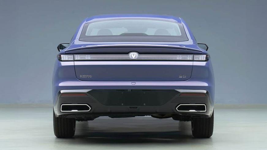 Changan обновит седан Lamore. Первые фото