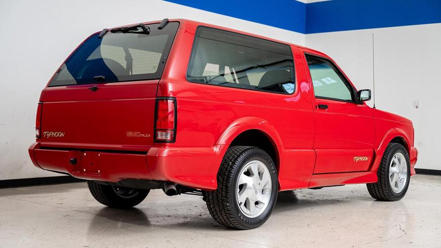 GMC Typhoon из 1990-х продали дороже Porsche Cayenne и Range Rover