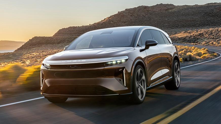 BMW iX3 стал «Всемирным автомобилем года»