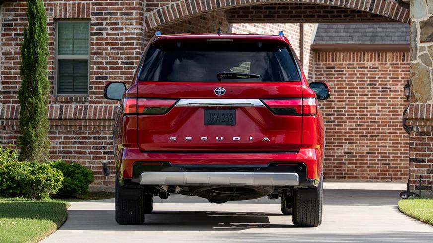 Названы цены на новую Toyota Sequoia