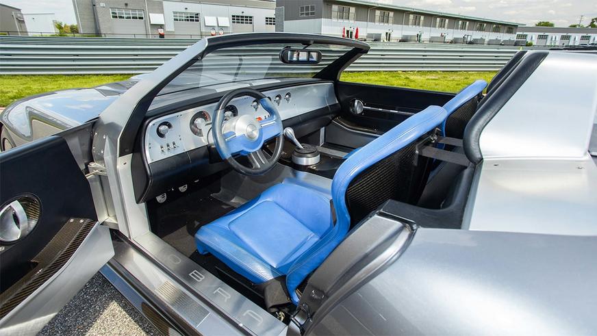 Концептуальный Shelby Cobra продали за 2.6 млн долларов