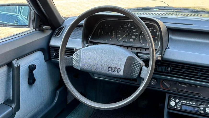 За 45-летний Audi 100 просят 5 млн тенге на Kolesa.kz