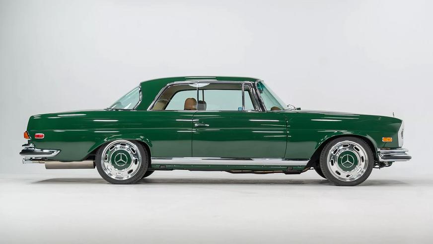 Классический Mercedes-Benz 280SE стал рестомодом за 500 000 долларов