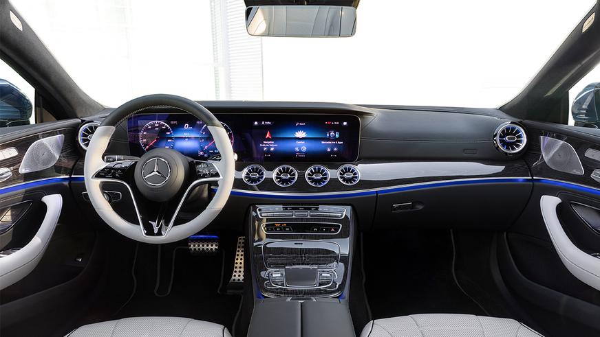 Mercedes-Benz CLS обновили второй раз за год