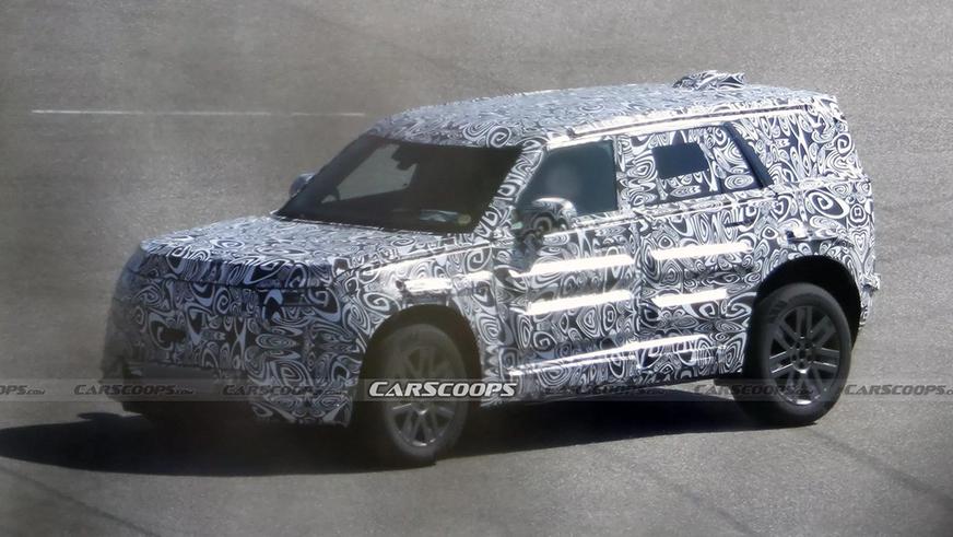Маленький Land Rover Defender вышел на испытания Маленький Land Rover Defender вышел на испытания