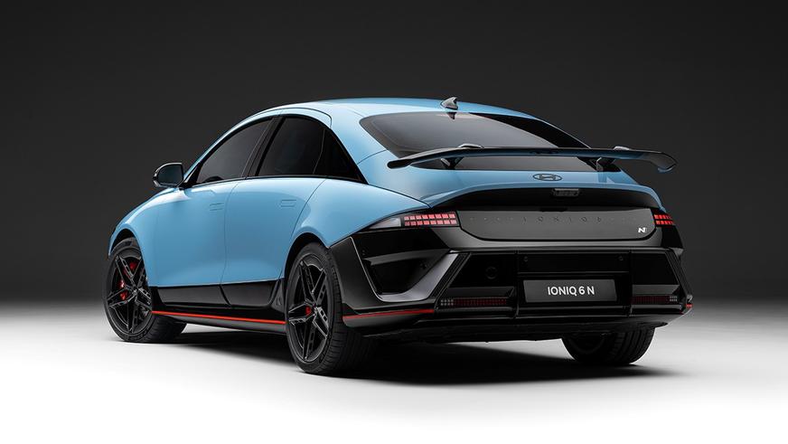 BMW iX3 стал «Всемирным автомобилем года»