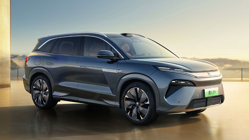 BYD попросит помощи для создания сети мегазарядок в Китае