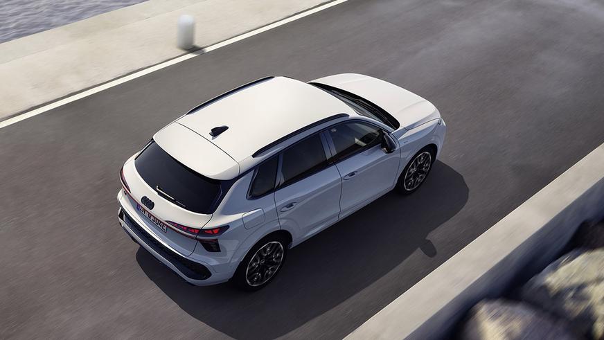 Представлен новый Audi Q3: гибриды и цифровой салон