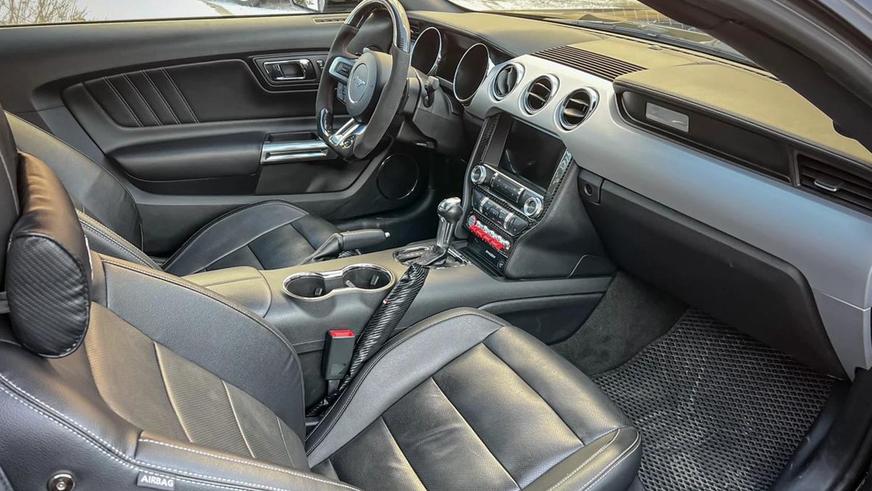 Американские купе с V8 в продаже на Kolesa.kz