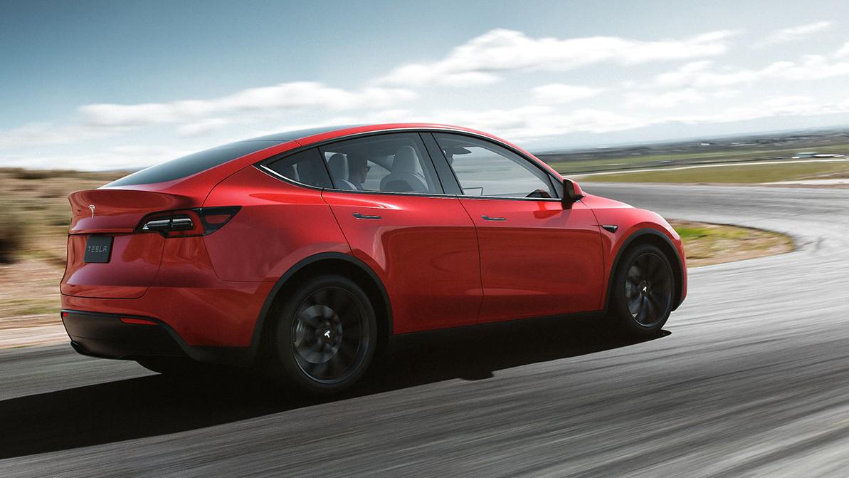 Tesla Model Y – евробестселлер первого полугодия 2023 года