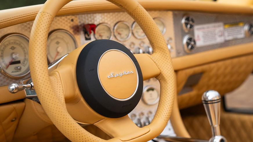 Очень редкий спорткар Spyker из Голландии уйдёт с молотка