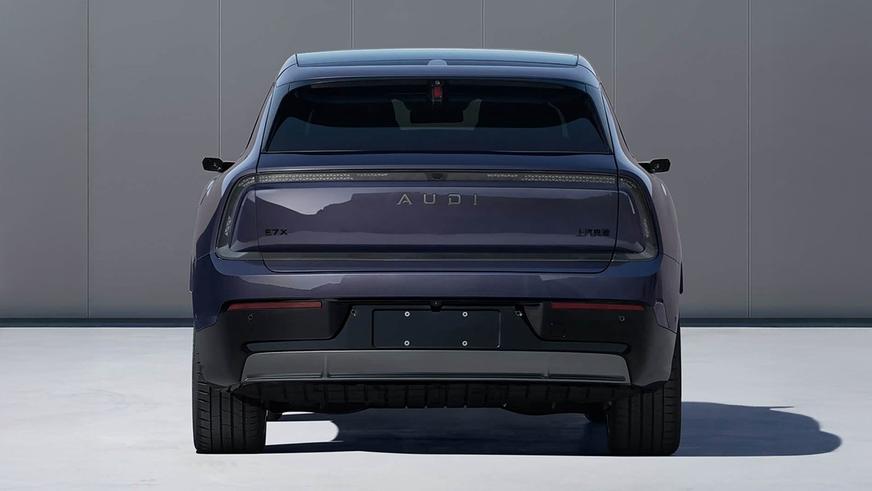 Новый кроссовер AUDI для Китая полностью рассекречен