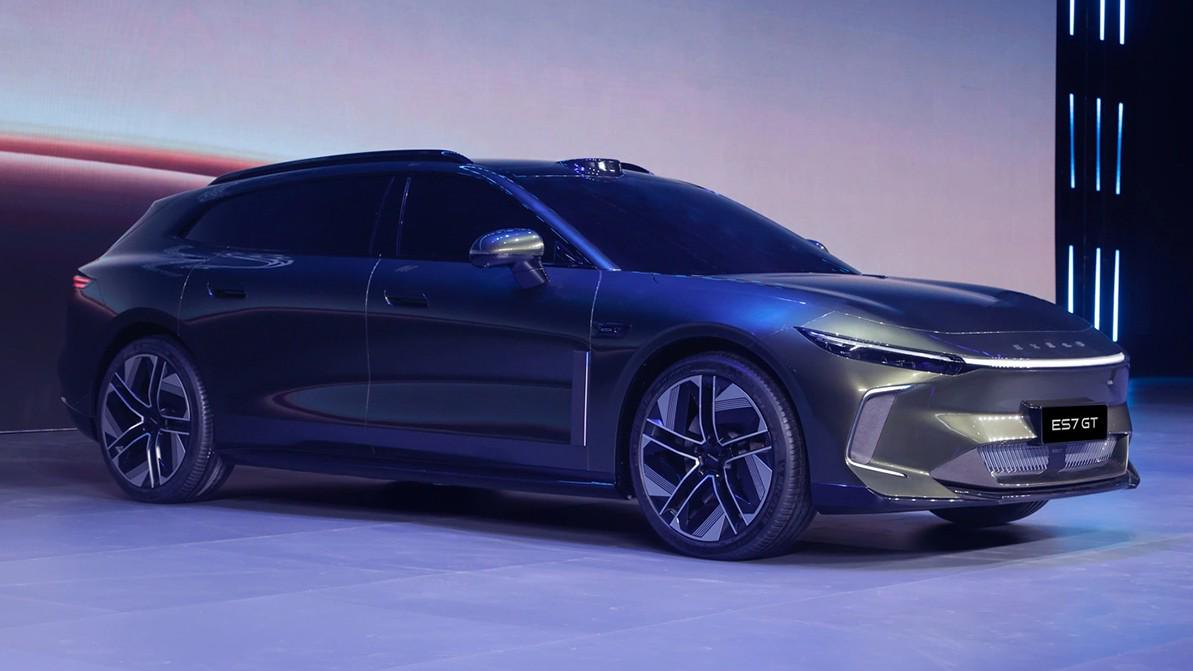 Кроссоверы и универсалы: Exeed представила сразу четыре новинки