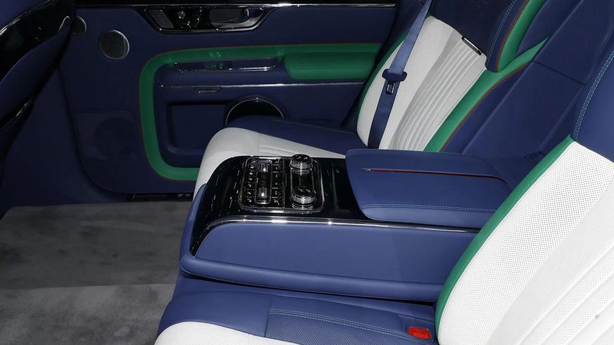 Hongqi L5 сменил поколение, но сохранил круглые фары