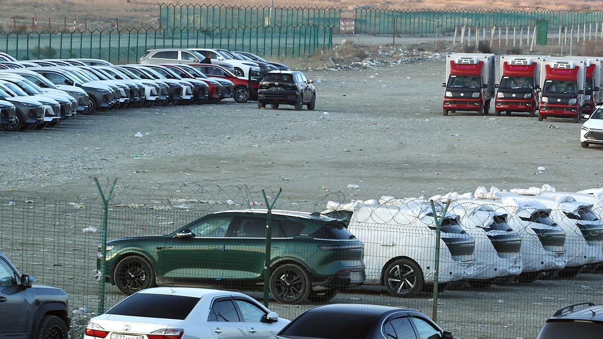Как китайские экспортёры готовятся обойти запрет на вывоз авто в 2026 году?