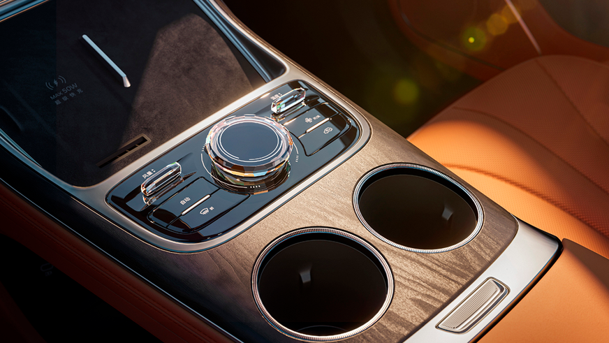 Линейка Geely Galaxy пополнится кроссовером M7