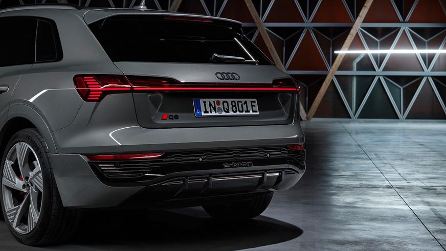 У Audi появился электрический Q8: это обновлённый e-tron