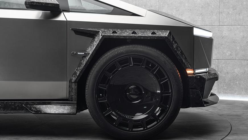 В Mansory создали экстравагантный бодикит для Tesla Cybertruck