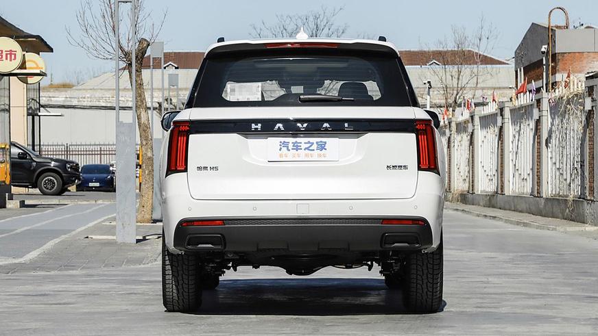 Haval H5 в Китае лишился заднеприводной версии и стал дороже