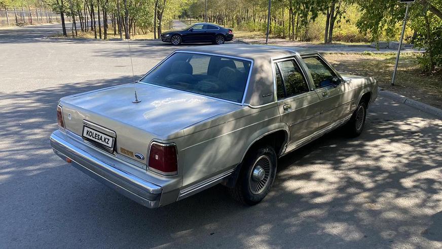 Интересные авто в продаже на Kolesa.kz: от Cadillac Fleetwood до заниженного ВАЗ-2101